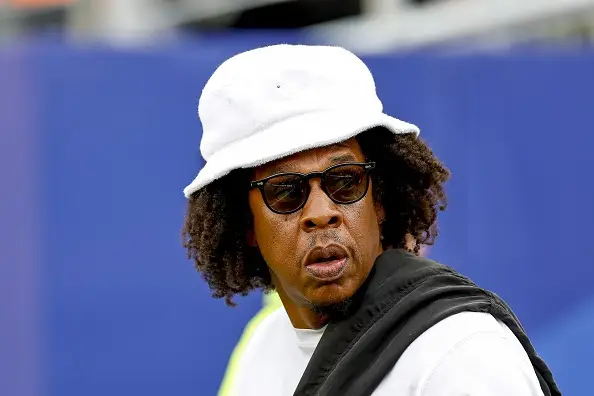 Бионсе обръсна косата на Jay-Z преди юбилейните му концерти