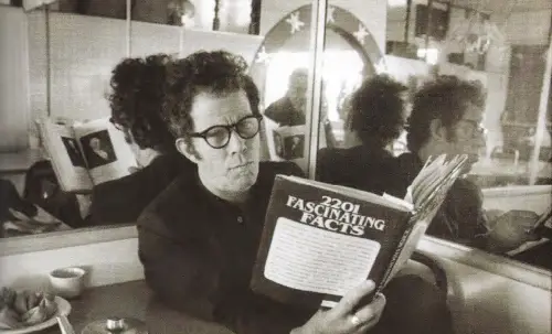 Tom Waits представи новата си композиция „The Fly“