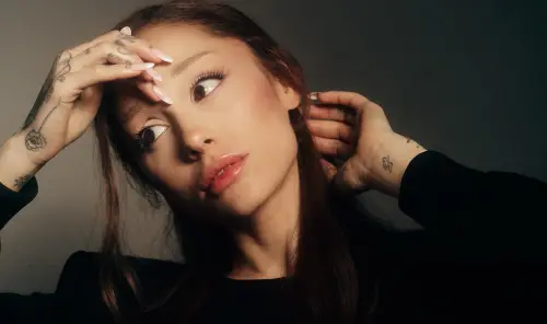 Ariana Grande с историческо постижение
