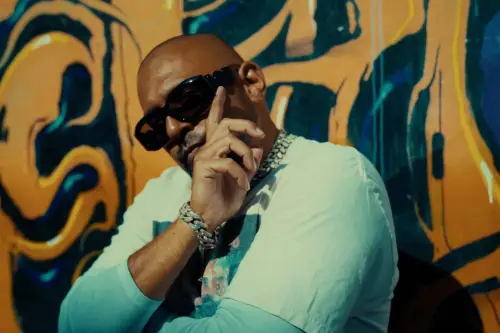 Гледайте новото видео на Sean Paul