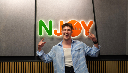 Мишел донесе лятно настроение в студиото на радио N-JOY
