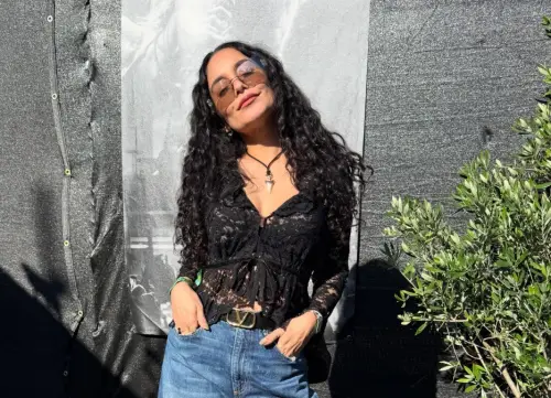 Vanessa Hudgens се завръща в студиото